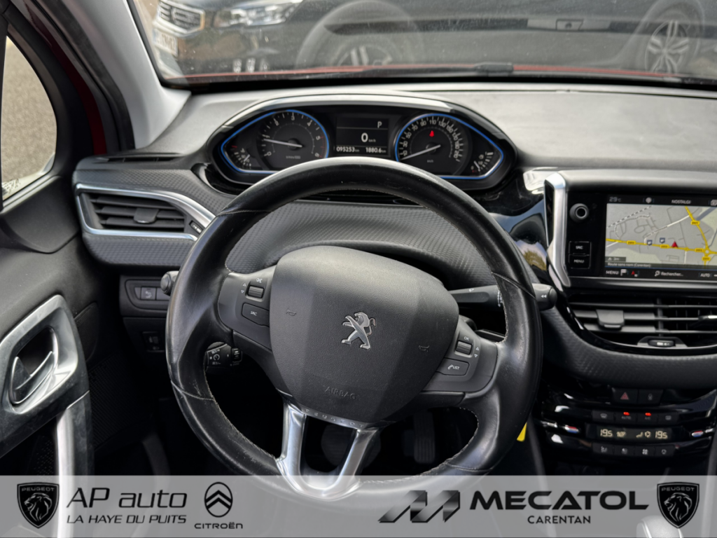Peugeot 2008 BlueHDi 120 S&S EAT6 Allure Business