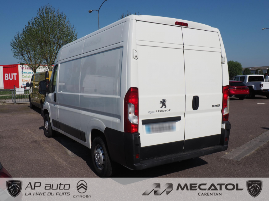 Peugeot Boxer (2) BLUEHDI 130 PRO 330 L2H2