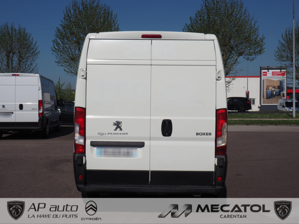 Peugeot Boxer (2) BLUEHDI 130 PRO 330 L2H2