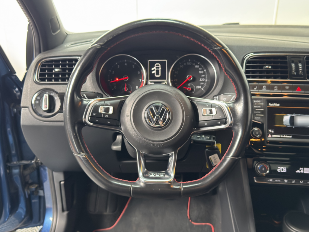 Volkswagen Polo (5) 1.8 TSI 192 GTI BMT 5 portes  (sept. 2016) (co2 140)