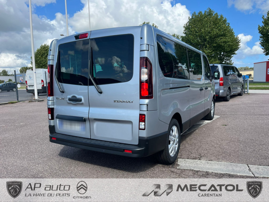 Renault Trafic (3) grand techno Blue dCi 150 - 24b 4 portes  (mars 2025) (co2 184.0)