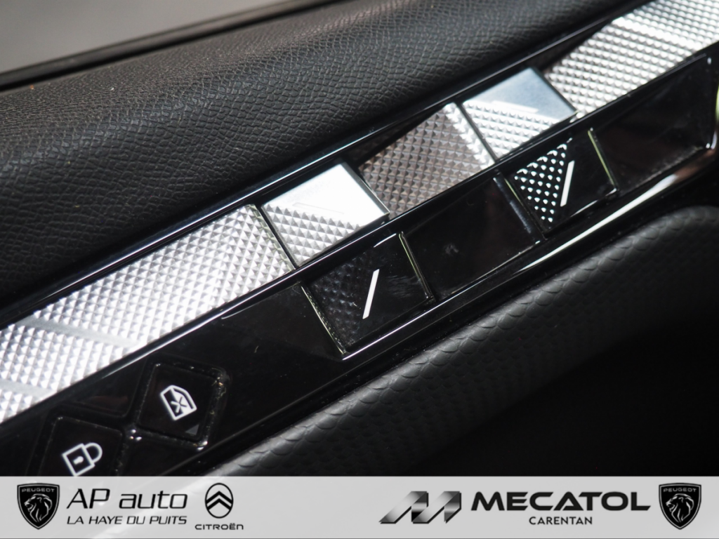 Ds DS 4 (2) E-TENSE 225 CROSS RIVOLI AUTO