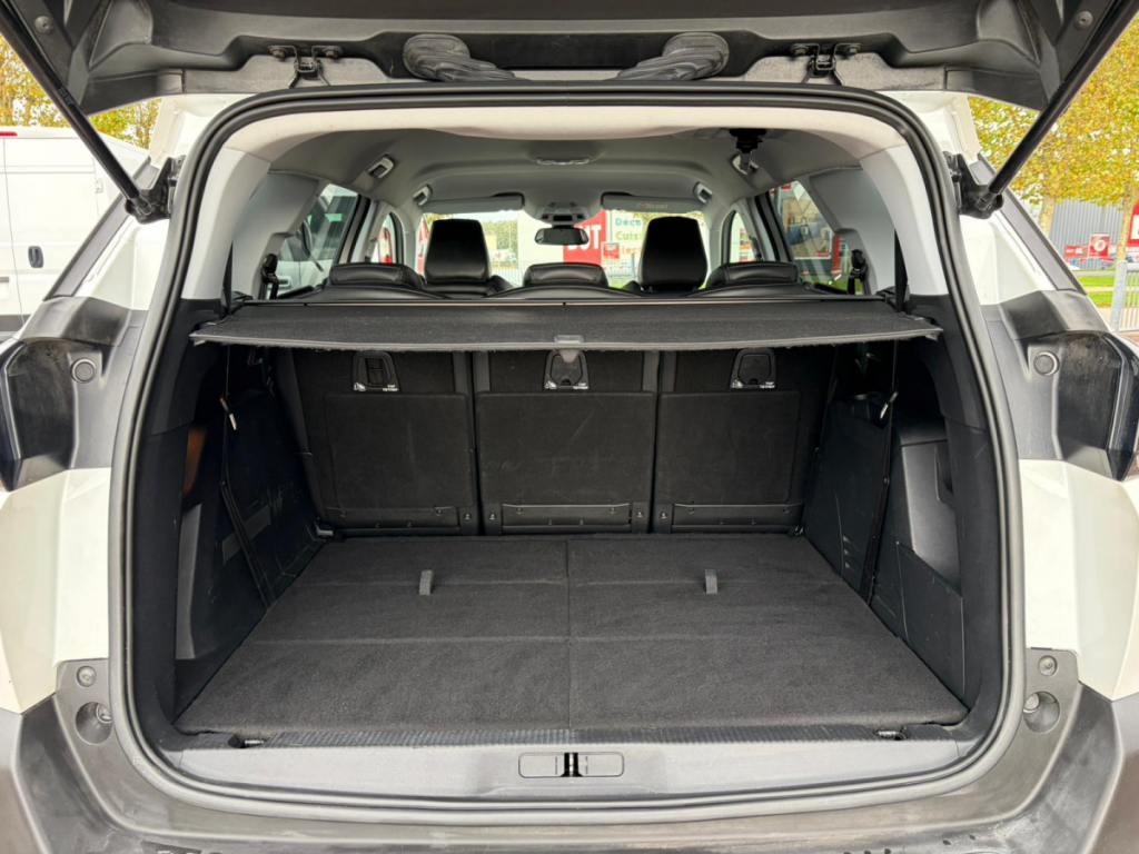 Peugeot 5008 (2) BlueHDi 130 S&S ALLURE