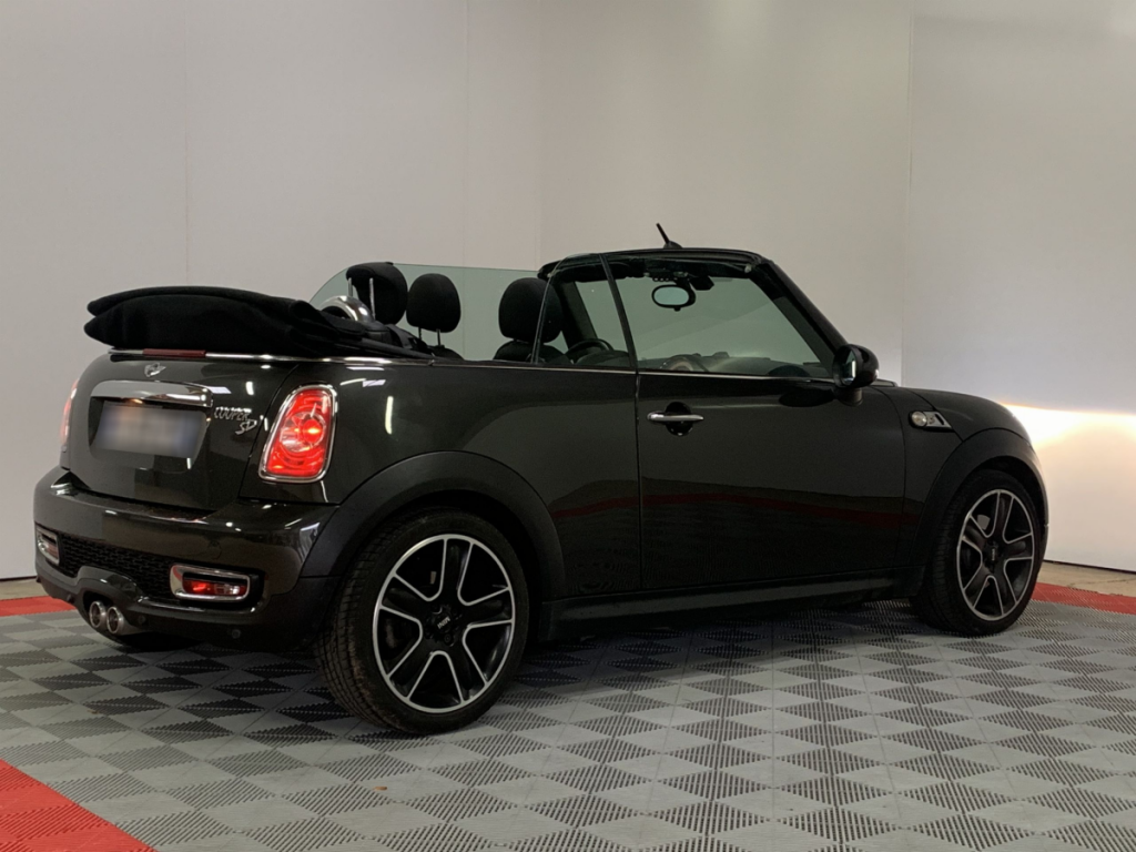 Mini Mini (3) Cooper D Red Hot Chili II 112 ch