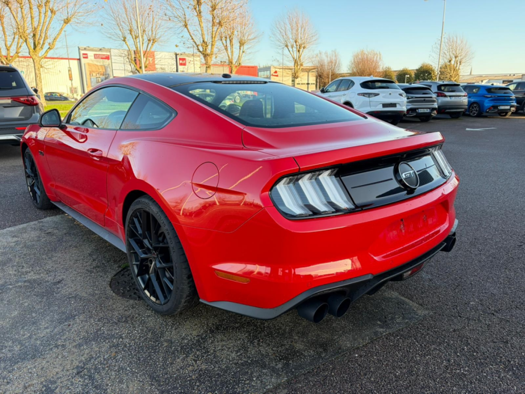 Ford Mustang (6) Fastback V8 BVM6 GT