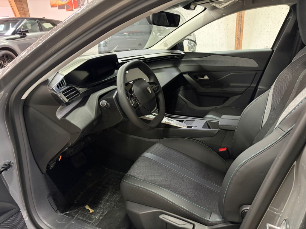 Peugeot 308 (3) Hybrid 145 e-DCS6 GT