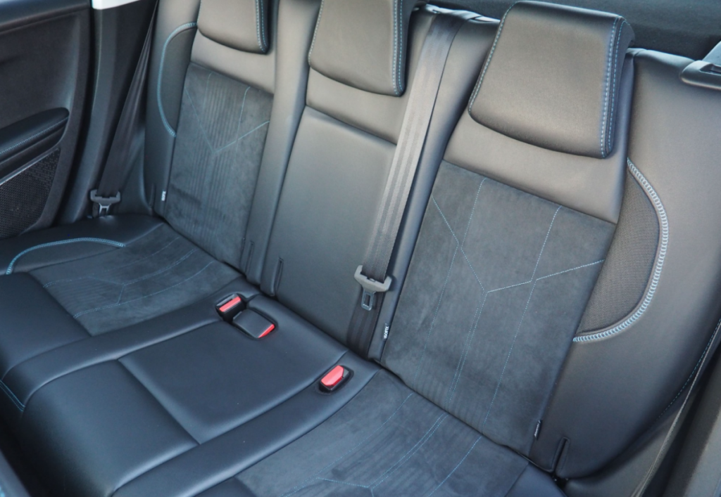 Peugeot 2008 Puretech 130 S&S EAT6 CROSSWAY