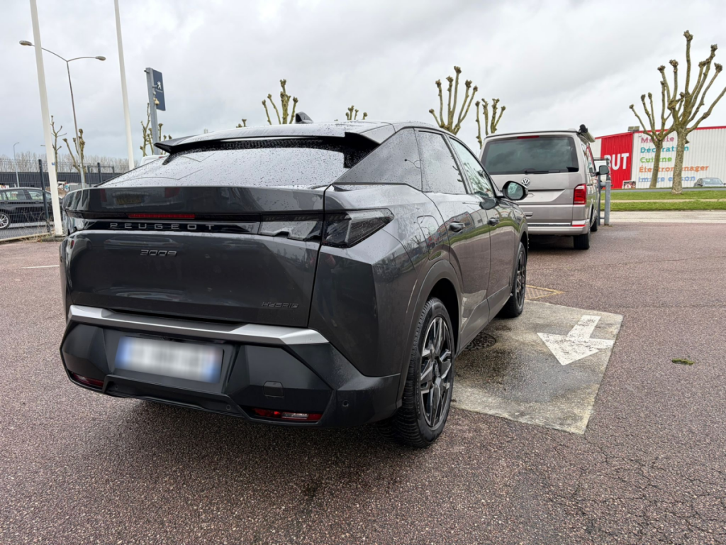 Peugeot 3008 (3) 1.2 HYBRID 136 E-DCS6 GT