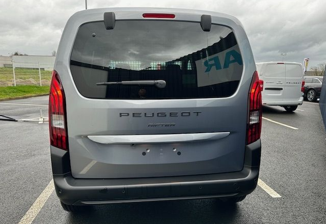 Peugeot Rifter PEUGEOT RIFTER III Ph.2 (N1) M ALLURE 1.5 BlueHDi 130 EAT8