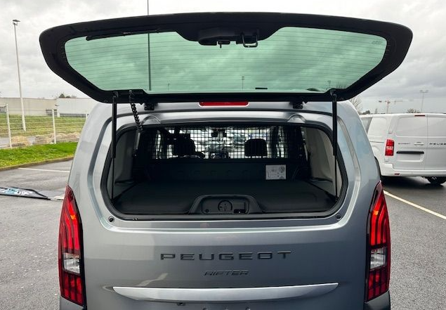 Peugeot Rifter PEUGEOT RIFTER III Ph.2 (N1) M ALLURE 1.5 BlueHDi 130 EAT8