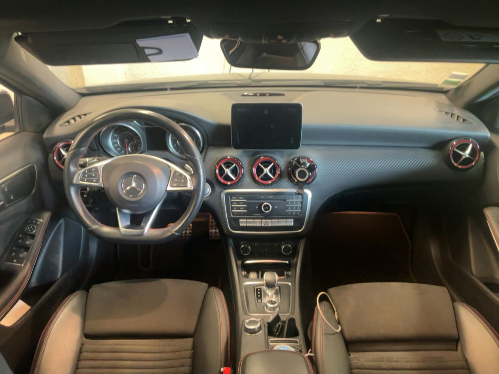 Mercedes Classe A Berline (3) Mercedes-AMG A 45 4MATIC