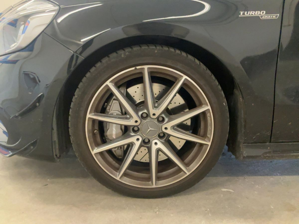 Mercedes Classe A Berline (3) Mercedes-AMG A 45 4MATIC