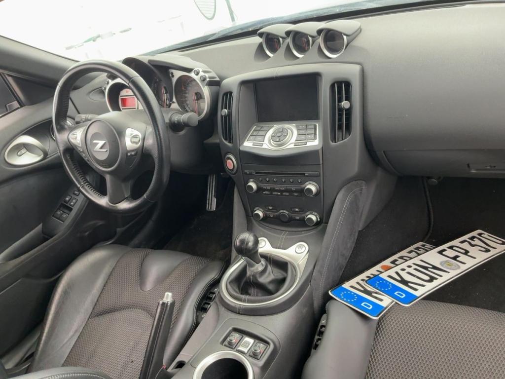 Nissan 370Z 3.7 V6 328 Pack (NEW)  2 portes Cabriolet (janv. 2012) (co2 254)