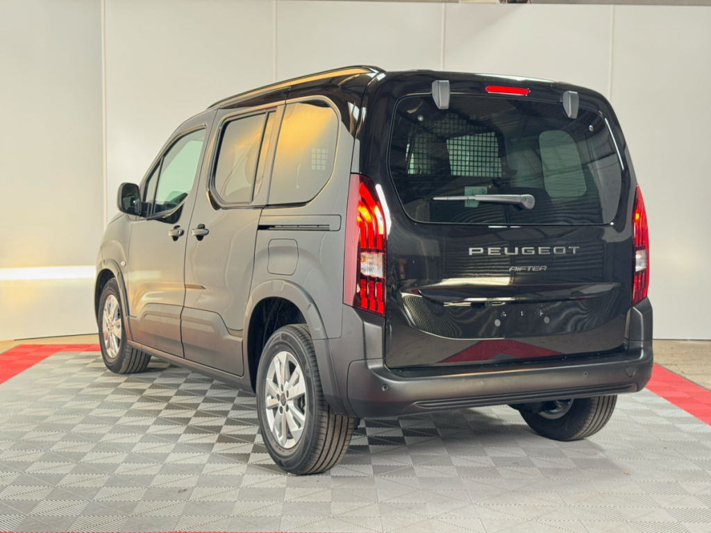 Peugeot Rifter PEUGEOT RIFTER III Ph.2 (N1) M ALLURE 1.5 BlueHDi 130 EAT8
