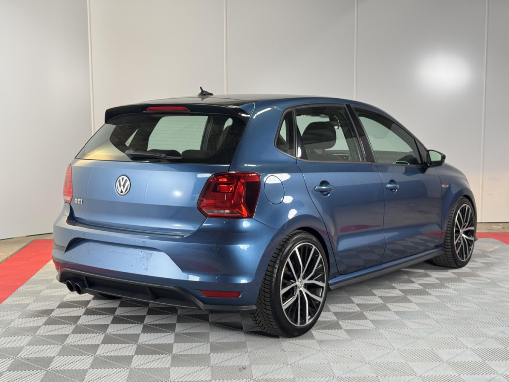 Volkswagen Polo (5) 1.8 TSI 192 GTI BMT 5 portes  (sept. 2016) (co2 140)
