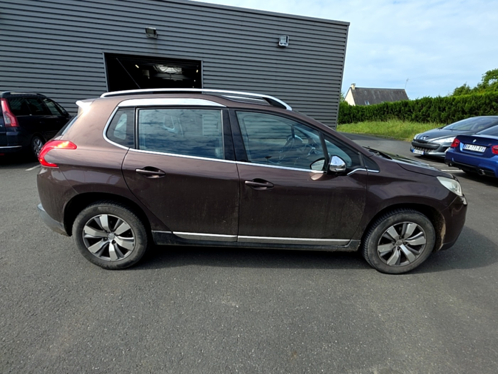Peugeot 2008 1.6 E-HDi 92 Allure Uniquement pour les professionnels de l'automobile