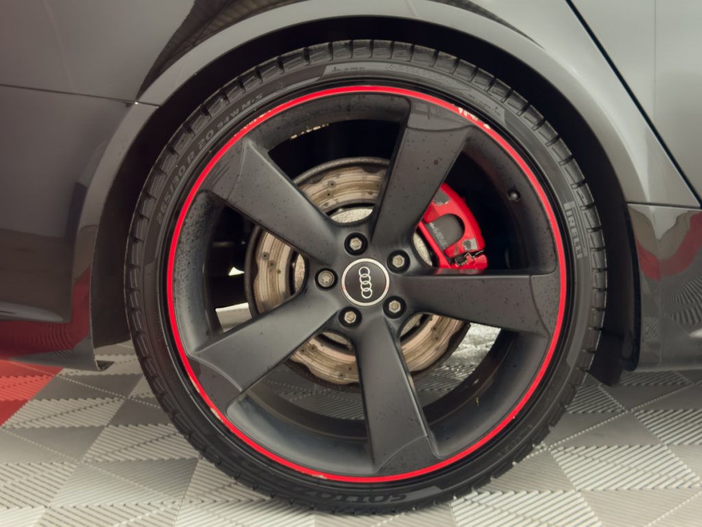 Audi RS4 Avant (4) V8 4.2 FSI S-tronic 7 quattro