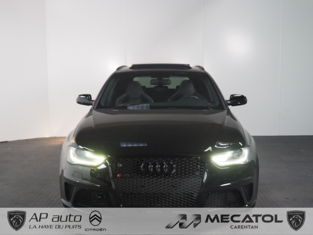 Audi RS4 Avant (4) V8 4.2 FSI S-tronic 7 quattro