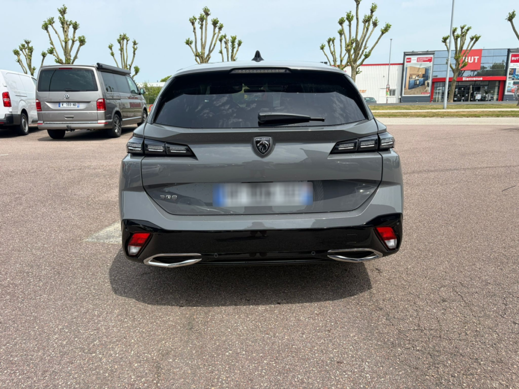 Peugeot 308 SW (3) Hybrid 145 e-DCS6 ALLURE
