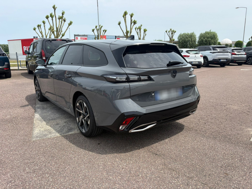 Peugeot 308 SW (3) Hybrid 145 e-DCS6 ALLURE