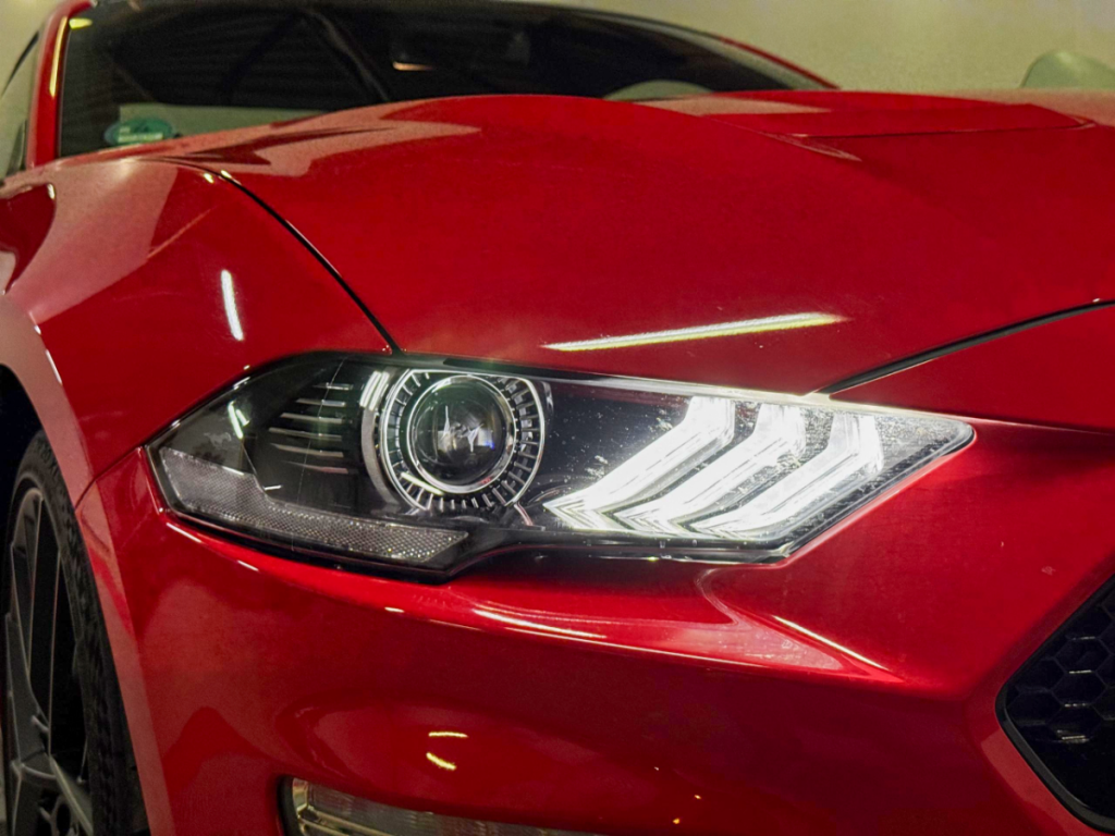 Ford Mustang (6) Fastback V8 BVM6 GT