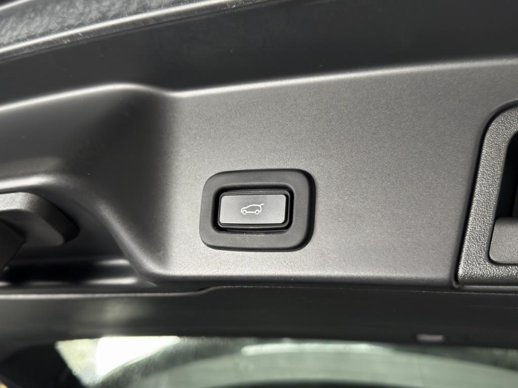 Land Rover Range Rover Evoque (2) D180 BVA 4WD R-Dynamic SE