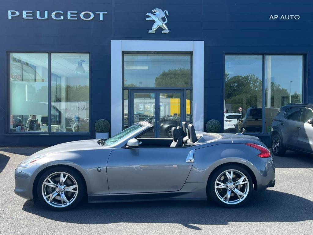 Nissan 370Z 3.7 V6 328 Pack (NEW)  2 portes Cabriolet (janv. 2012) (co2 254)