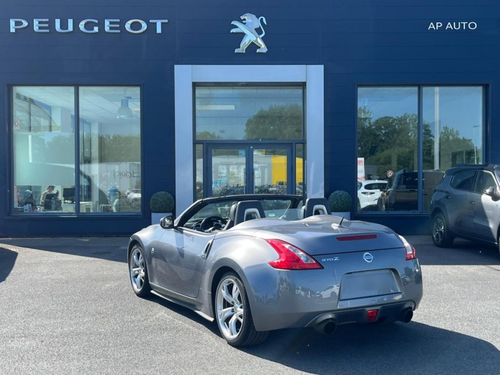 Nissan 370Z 3.7 V6 328 Pack (NEW)  2 portes Cabriolet (janv. 2012) (co2 254)