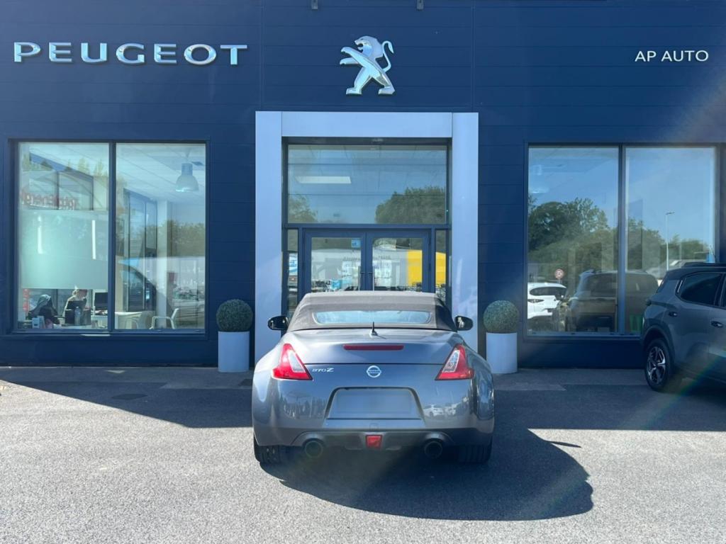 Nissan 370Z 3.7 V6 328 Pack (NEW)  2 portes Cabriolet (janv. 2012) (co2 254)