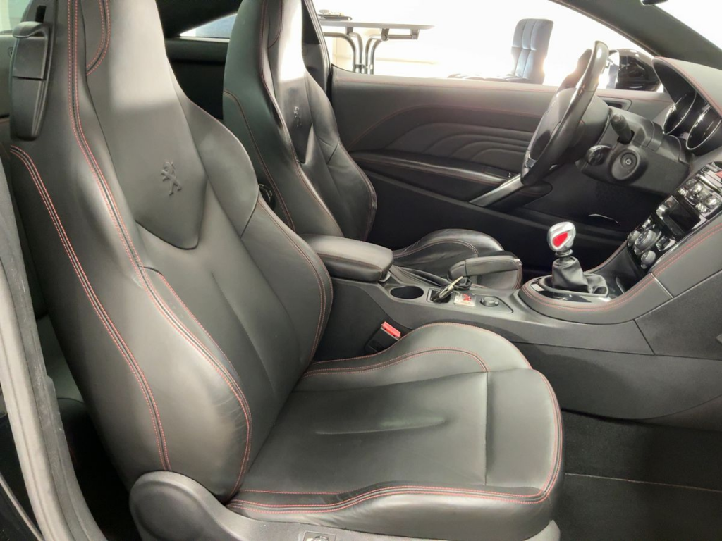 Peugeot RCZ 1.6 THP 270 R