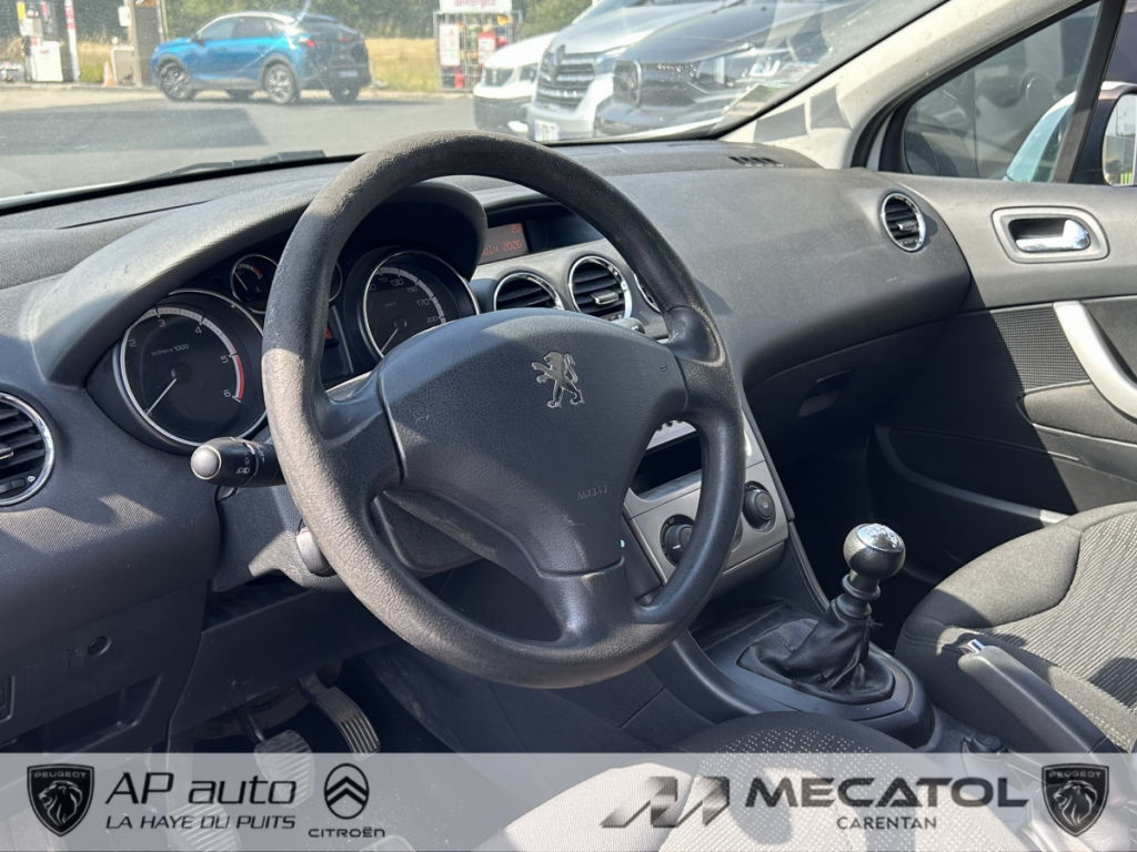 Peugeot 308 SW 1.6 HDI 112 FAP CONFORT PACK vendu dans l'état uniquement aux professionnels de l'au