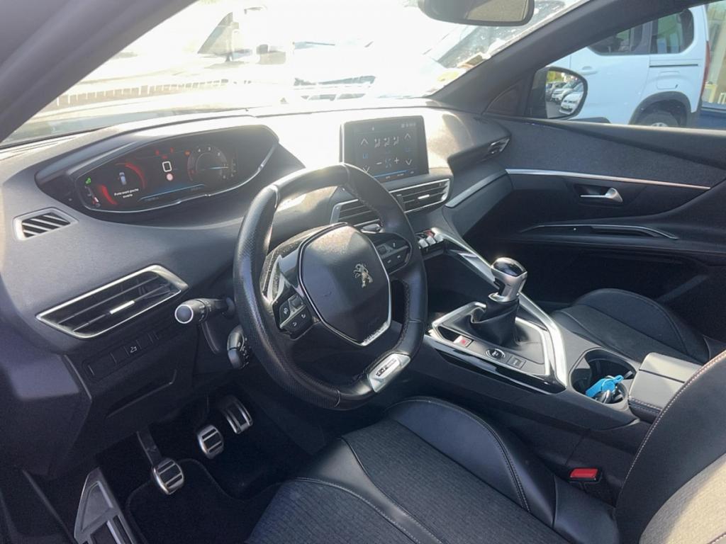 Peugeot 3008 (2) 2.0 BLUEHDI 150 S&S GT LINE 5 portes  (oct. 2017) (co2 114)