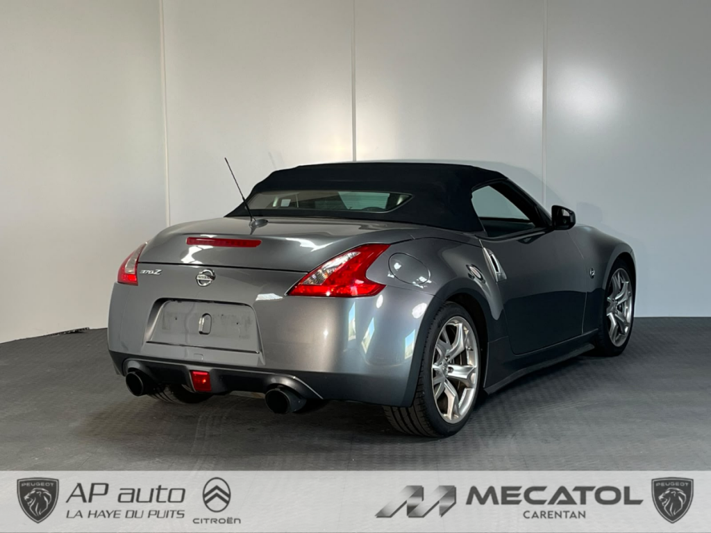 Nissan 370Z 3.7 V6 328 Pack
