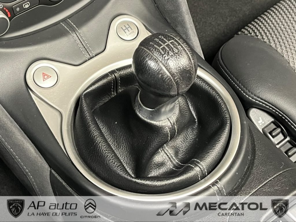 Nissan 370Z 3.7 V6 328 Pack
