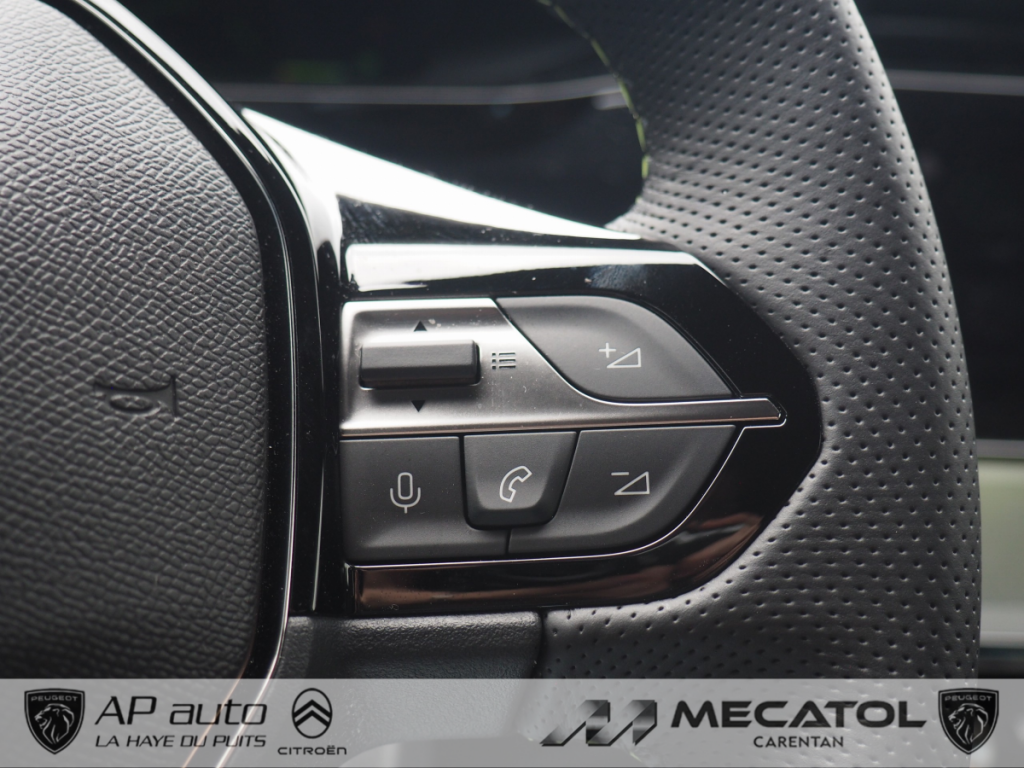 Peugeot 408 Hybrid 145 e-DCS6 GT